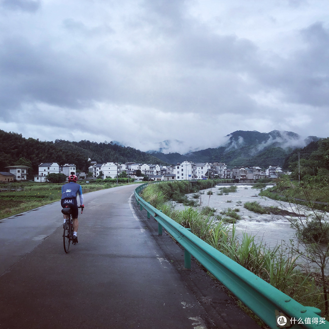 跨三山掠两湖，五一黄山大环线爬坡之旅