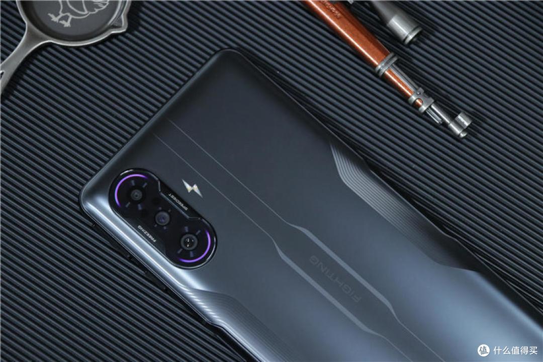 游戏手机这么多,为何选择Redmi K40游戏版?不吹不黑说说原因