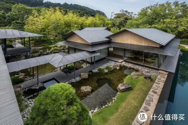 日本明星设计师再出手！5300㎡临海悬崖上的豪宅，体验感超强！