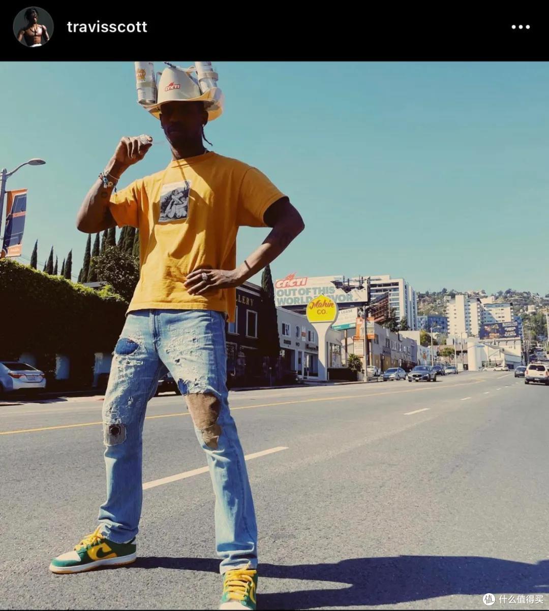 Travis Scott穿FUCT这件事我同事Kelvin的文章中已经讲的很具体了