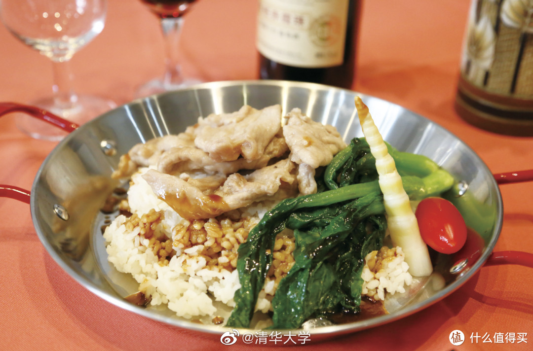 清华大学的饭菜有多丰富?学生4年没吃全一遍,为了吃,高考也值得拼一把