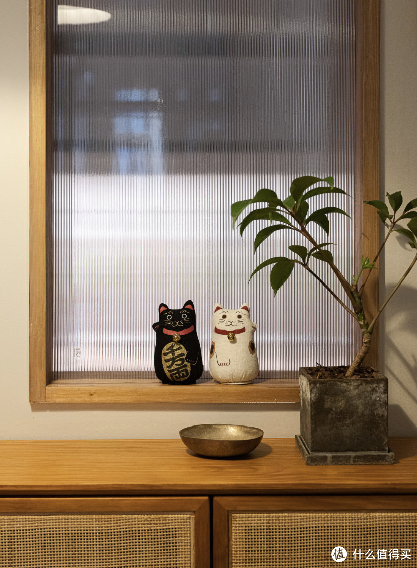 成都夫妻80平的小三室，还拥有日式独立玄关和衣帽间，过得幸福又舒适
