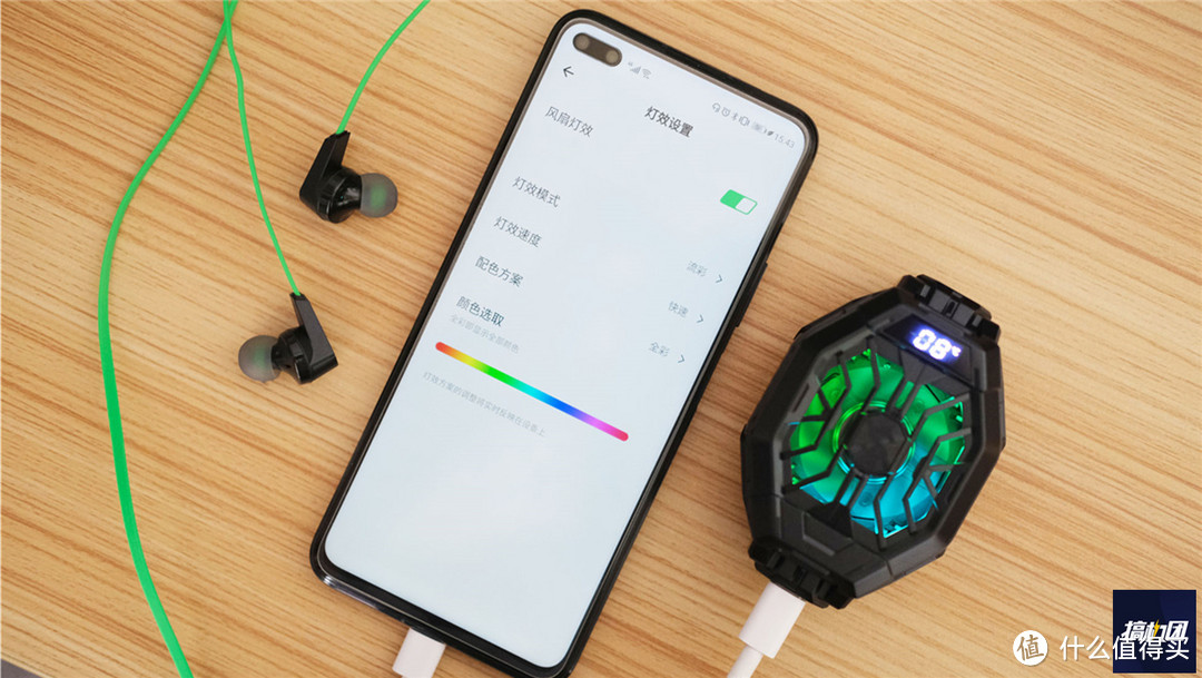 是时候升级手游装备了:黑鲨散热背夹2Pro+圈铁耳机组合体验!