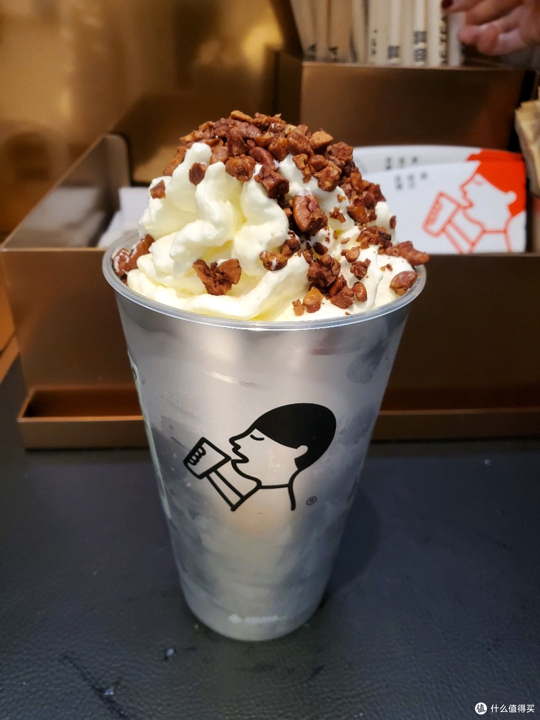 雪山脚下特别想喝一杯雪顶,回来后在喜茶去喝了一杯