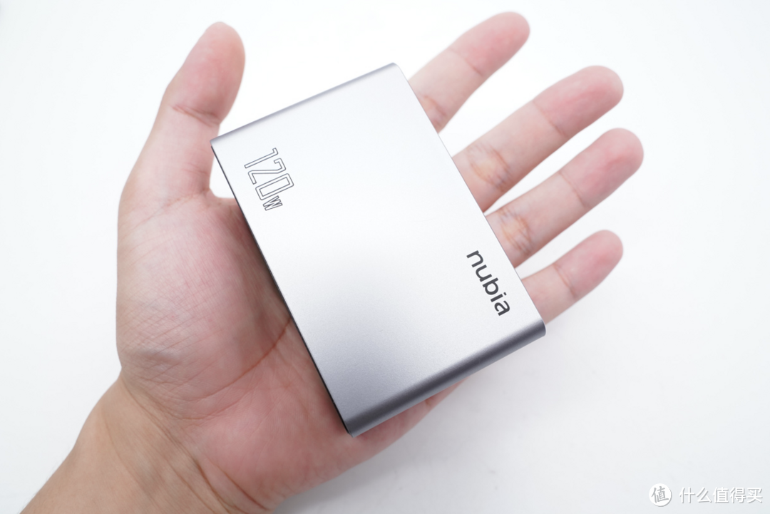 一个手机品牌在充电器领域做的蒸蒸日上,努比亚 120W 快充头评测