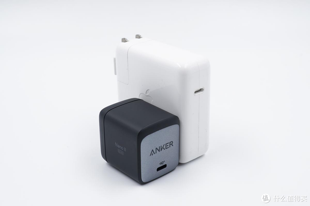 中国全球化50强品牌再推新品，Anker 新款 65W 氮化镓超能充值得一看