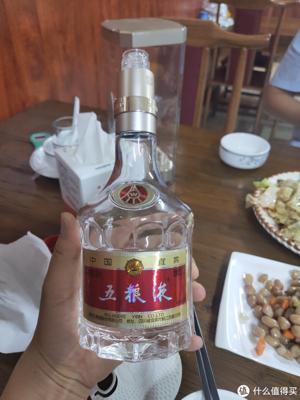 说实话，不如花生米配玻汾来的爽