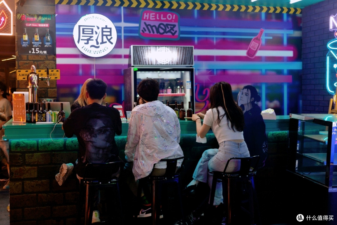 仔细一看还有王也