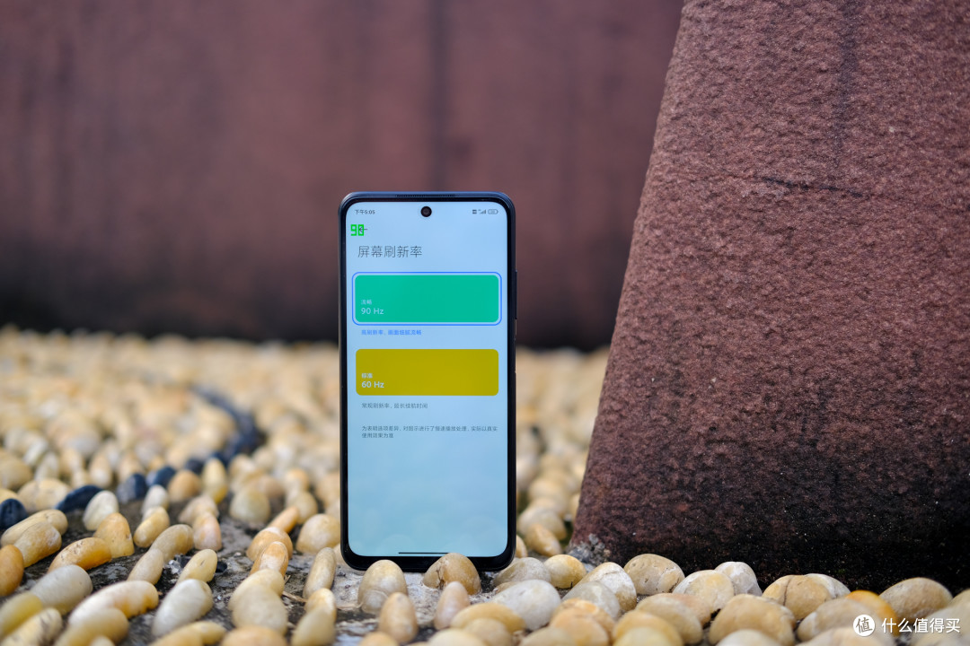 发布会暗讽友商线下机,仅999元,小米Redmi Note 10究竟能不能打?