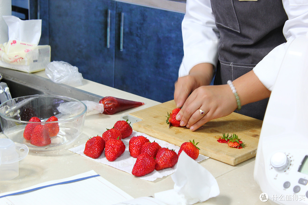 准备草莓