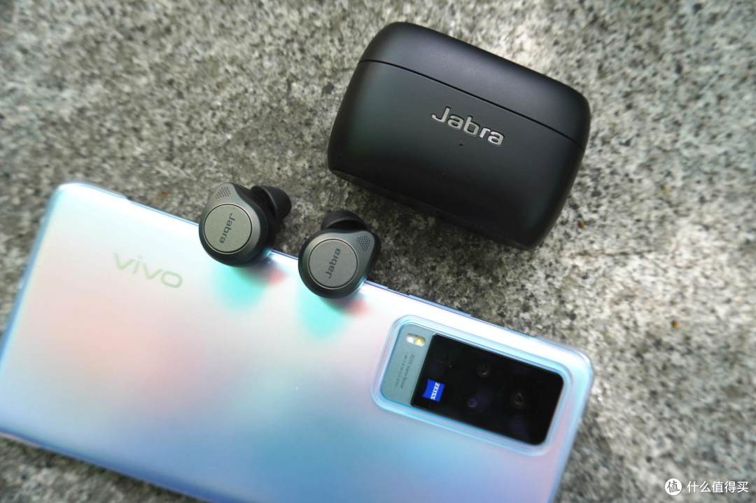上手Jabra Elite 85t:软硬结合,不止于降噪、音质,还有定制体验