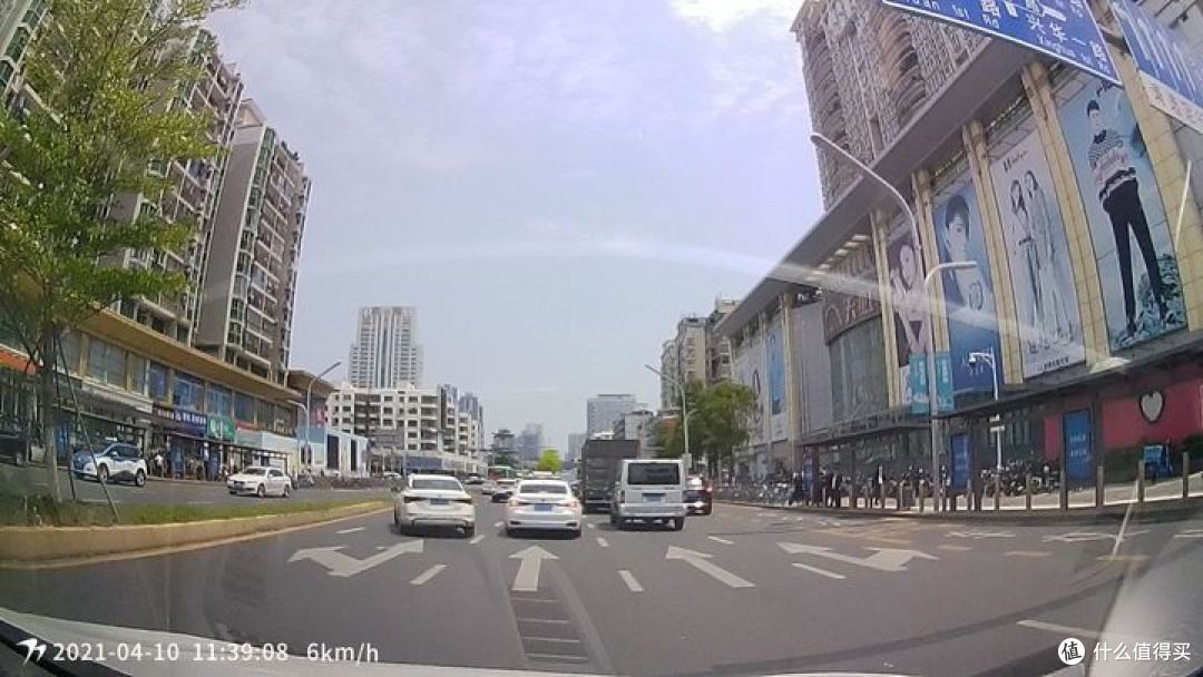 防碰瓷神器新老司机必备汽车用品，小万智能高清行车记录仪，让出行更加安心！