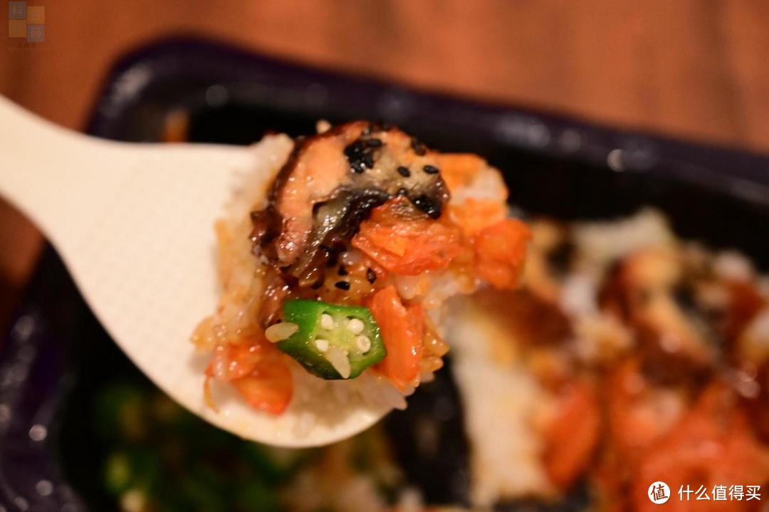 微波加热片刻即食，口感更鲜香，福迪宝微波系列水饺鳗鱼饭体验