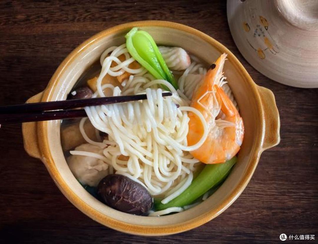 煮面条加点它,比高汤味道还鲜美,食材丰盛又营养汤水都不剩