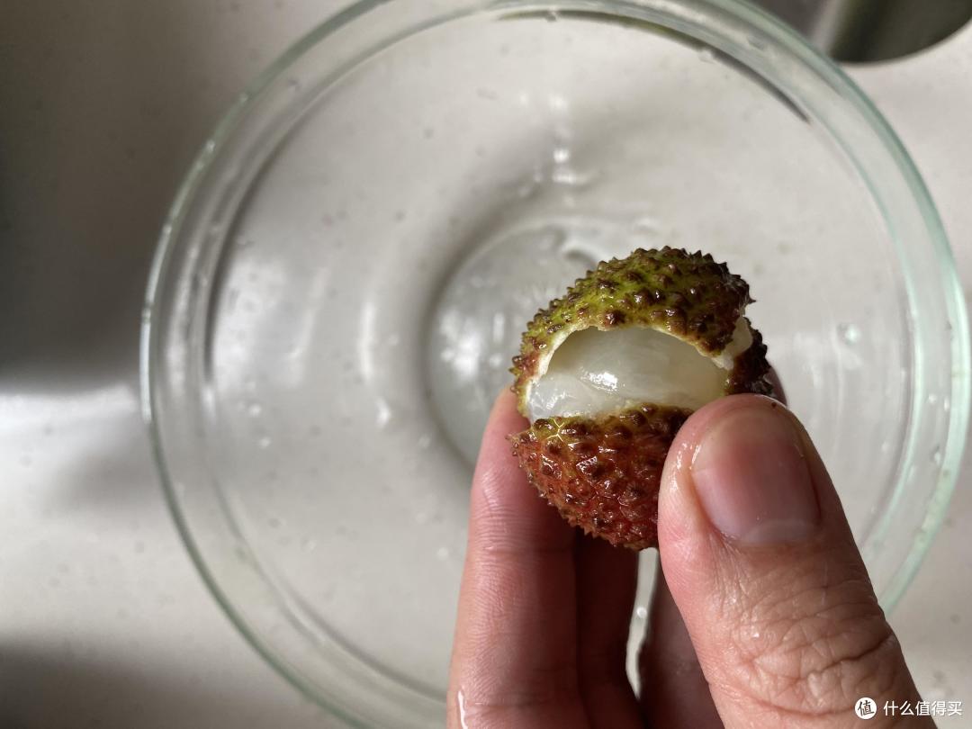 沿着线直接剥开,简单粗暴