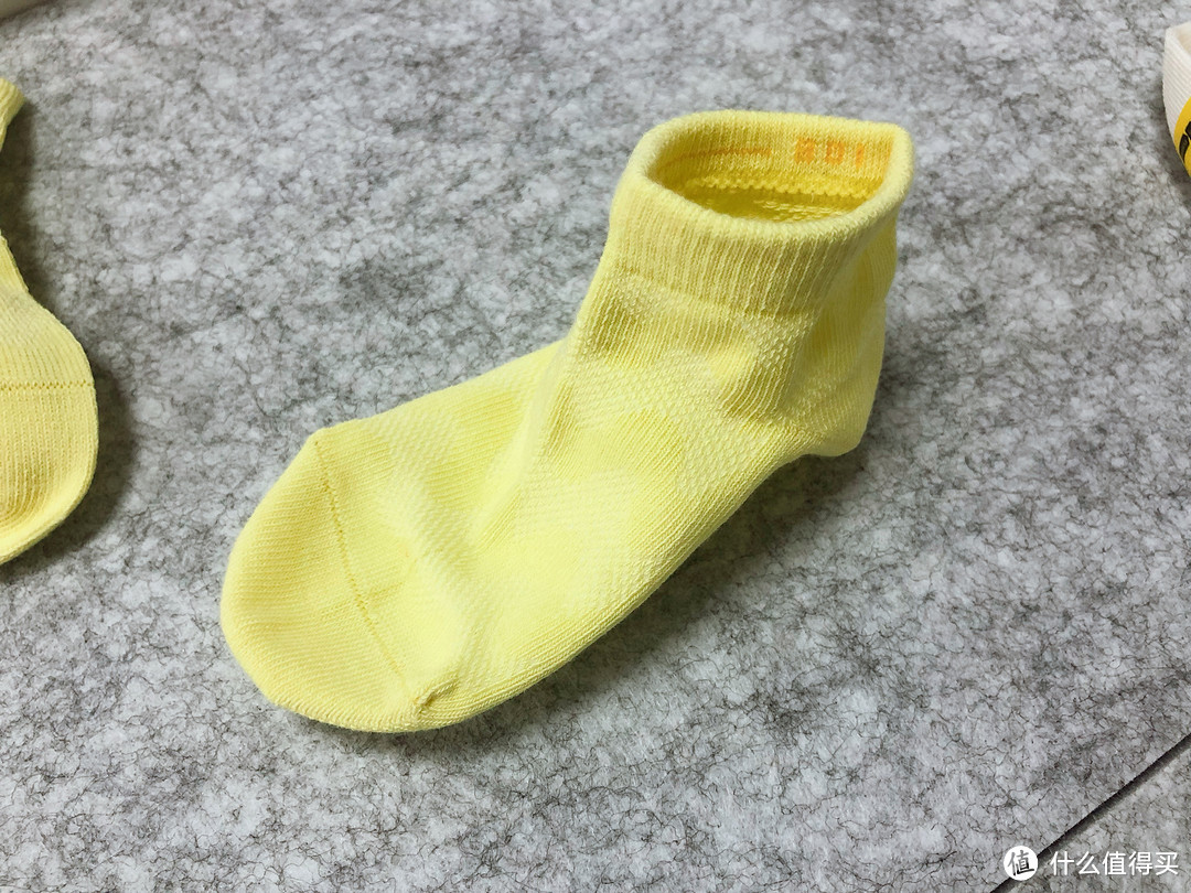 穿出干爽,蕉内“不粘人”家居服+儿童内裤+儿童船袜