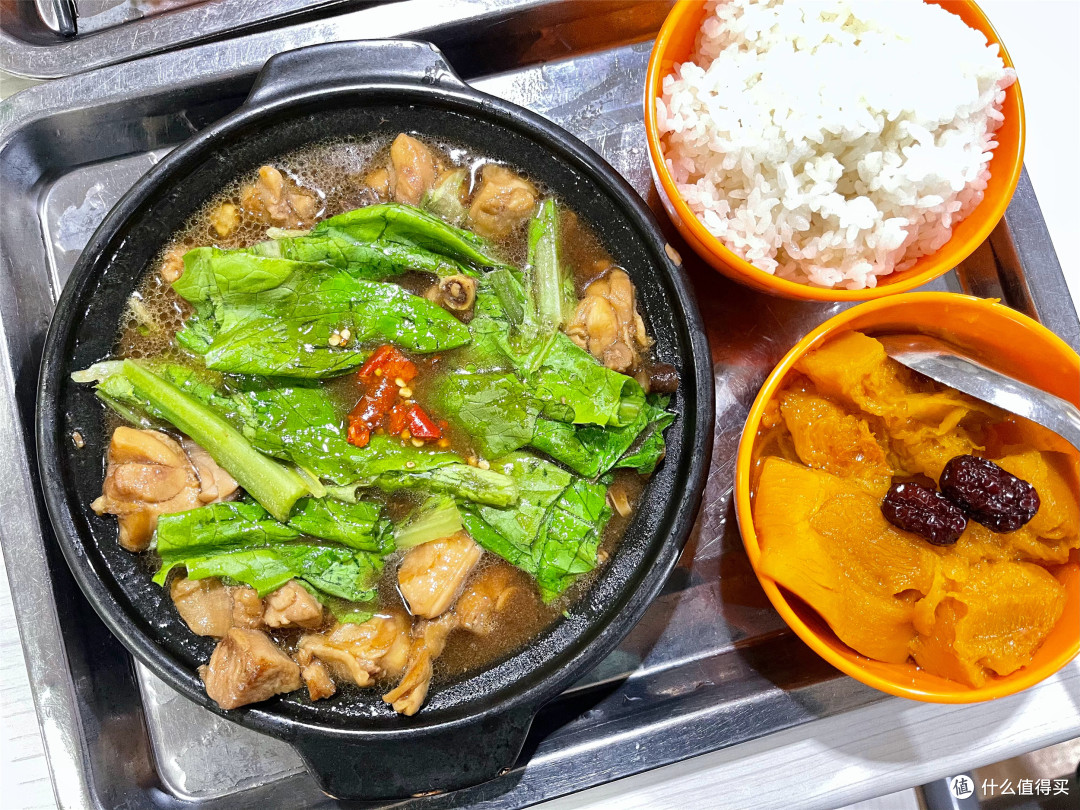 北京大学的伙食有多好?学生4年不想点外卖,上好大学太值了
