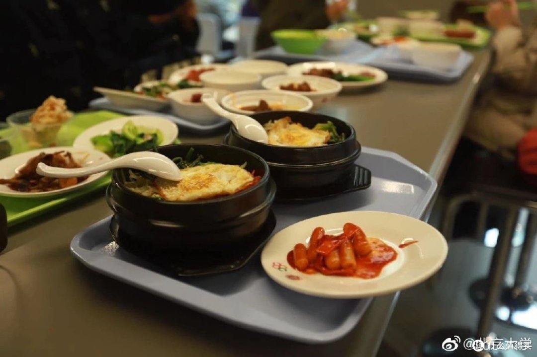 北京大学的伙食有多好?学生4年不想点外卖,上好大学太值了