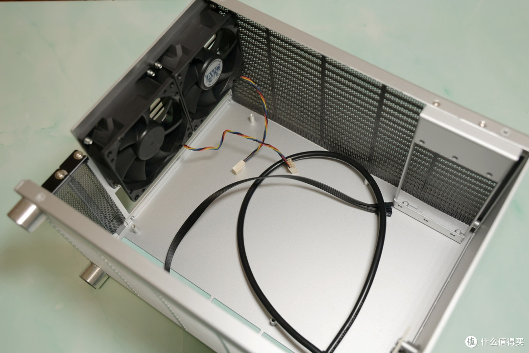 聊一聊如何用3K元装出一台itx全能小钢炮(伪捡垃圾向)