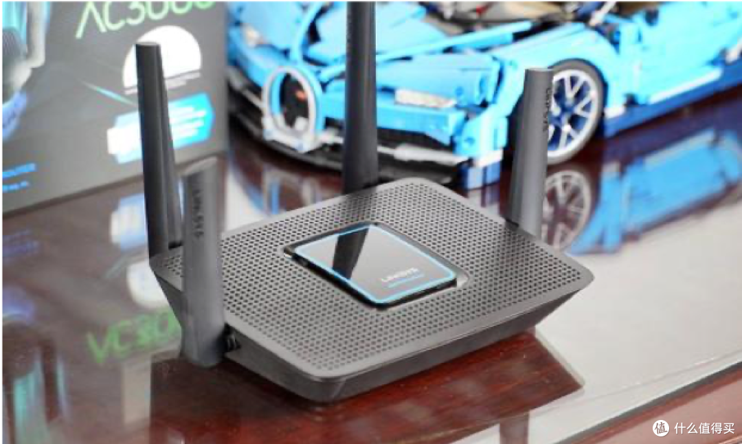 领势 LINKSYS MR9000X-AC3000M 实图