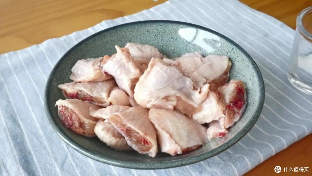 火爆辣子鸡翅，够辣够劲，超级解馋