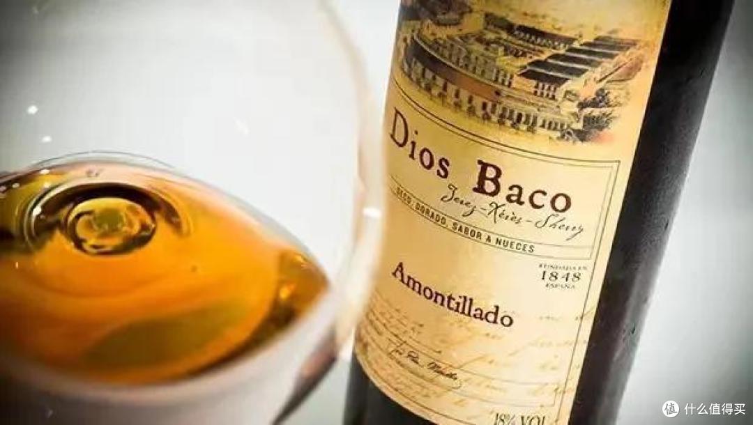 ▲ 风格和颜色都介于之间的 Amontillado