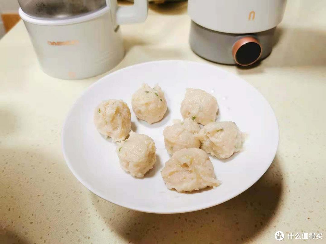夏日减脂餐,用大宇破壁机一键搞定,附8个在家徒手减脂训练动作