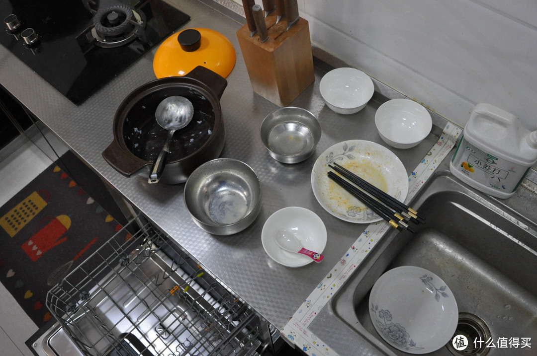 方太洗碗机NJ01评测体验:8套身材11套的容量，完美替换消毒柜，9种模式洗碗干净又除菌