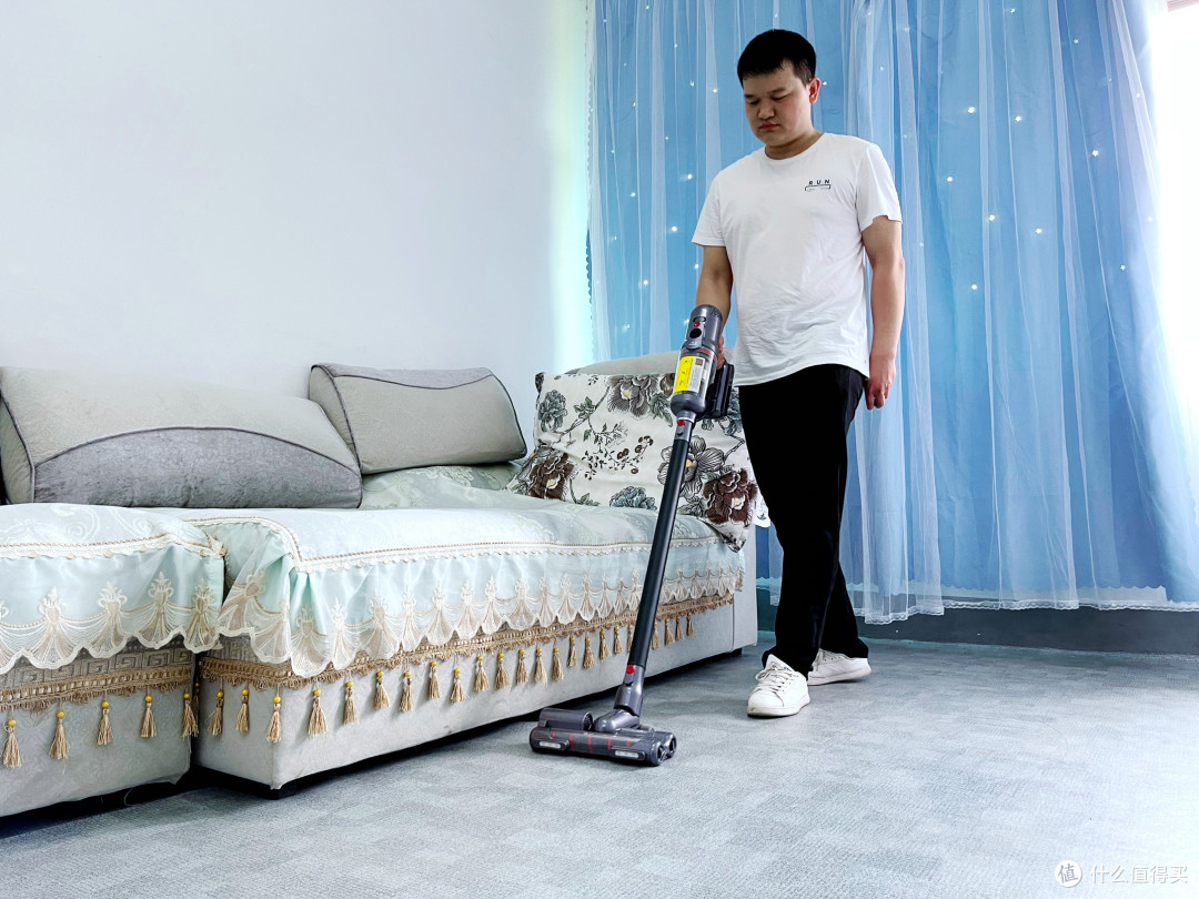 吸尘器怎么选?小狗无线擦地吸尘器T12九方面带你领略