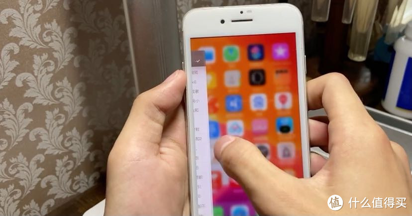 【测评】iPhone7性能还能再战吗？最便宜的体验小屏se2方案