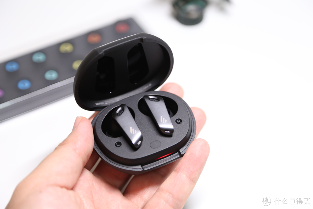NeoBuds Pro真无线圈铁降噪耳机上手体验:悦耳动听 青籁之音