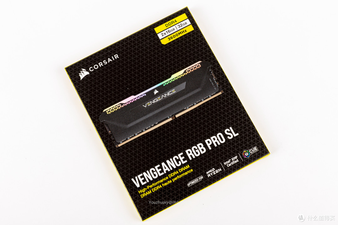 内存为海盗船DDR4 3600复仇者RGB PRO SL电竞玩家款