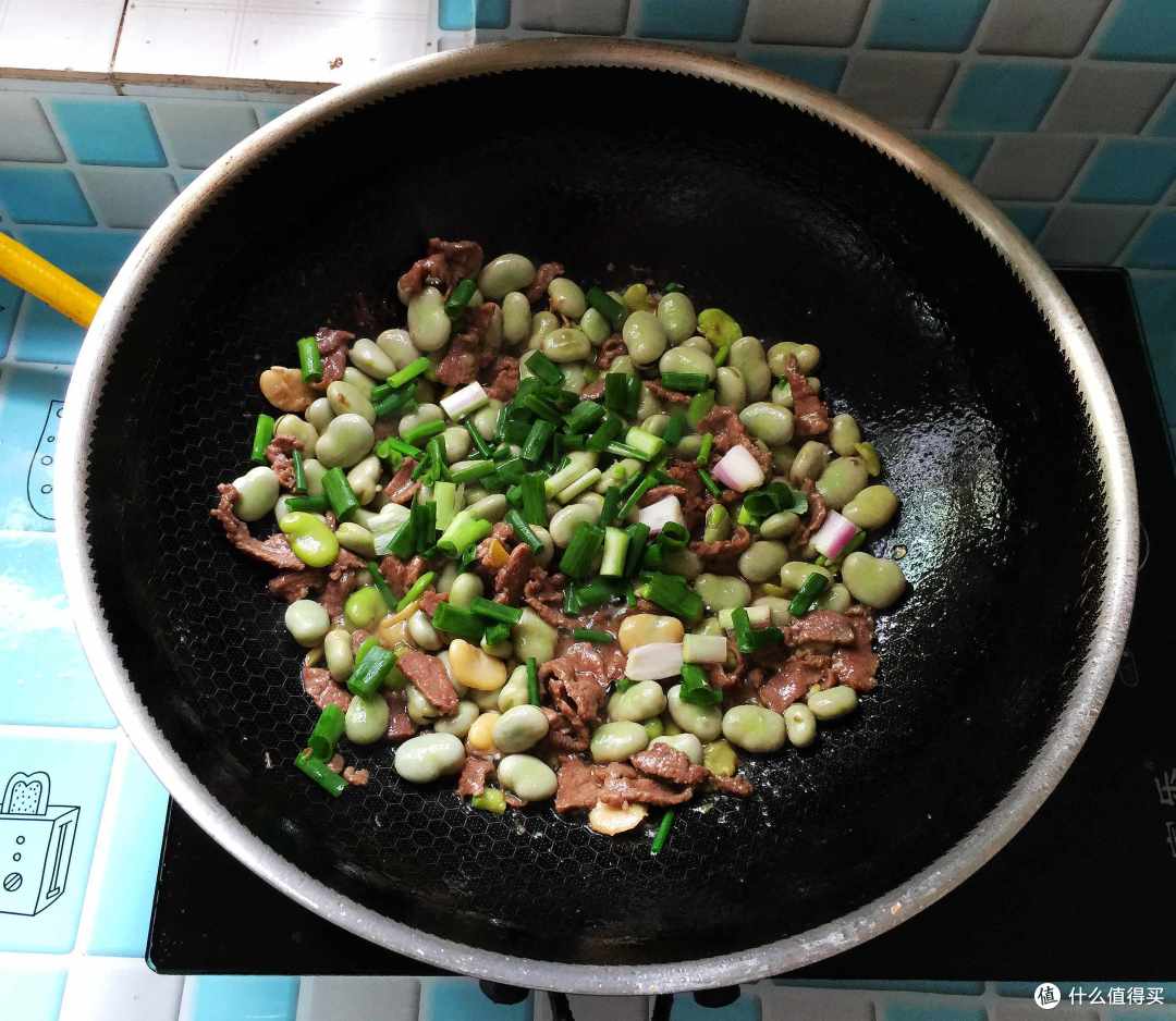 这肉,一斤60多元,搭配时令的“豆”一炒,营养美味,好吃到家了