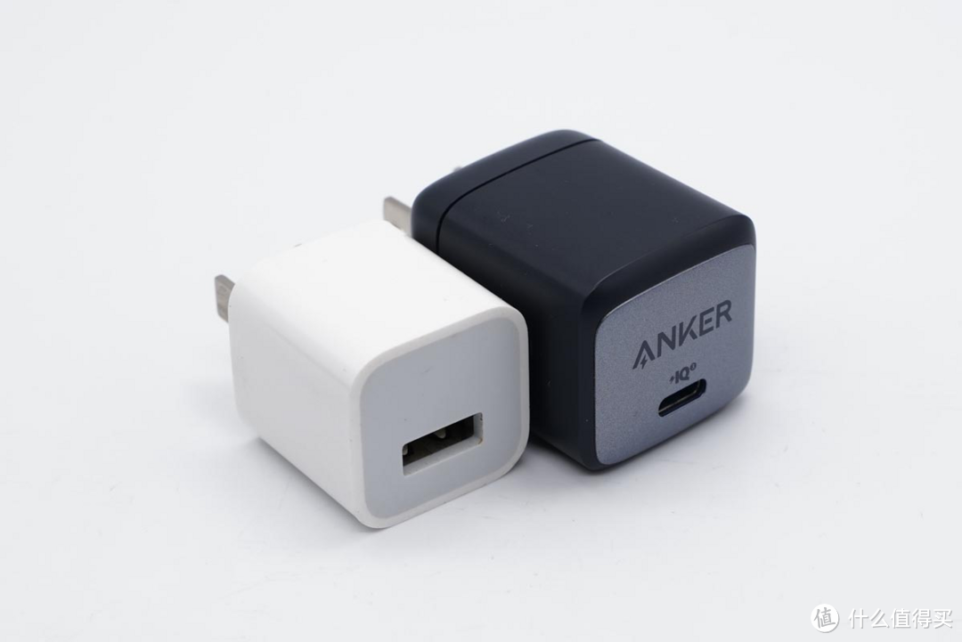 支持三星 25W 快充，Anker 新款 30W 氮化镓超能充评测