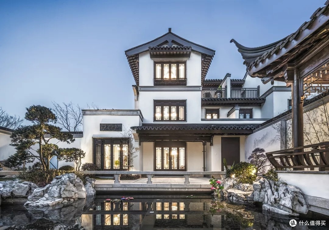 自建房別墅裝這樣的窗太贊了！建在老家無人不夸！全村都開始模仿！