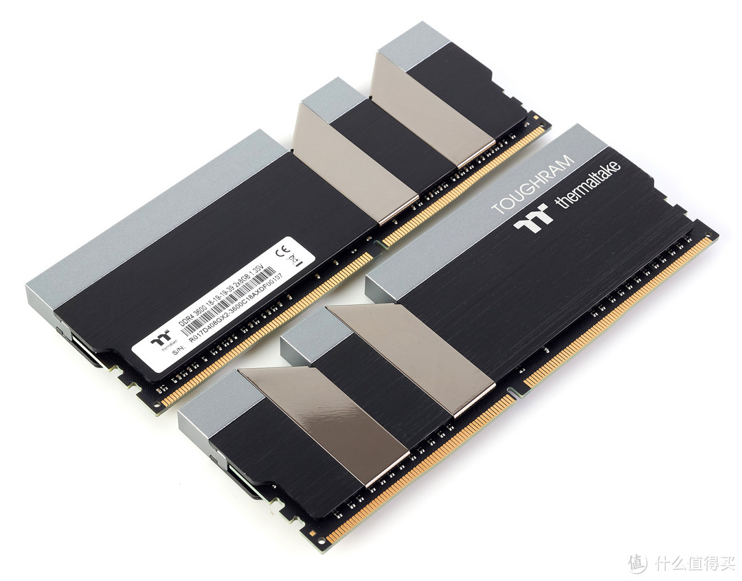 TT ToughRAM DDR4-3600 8GB