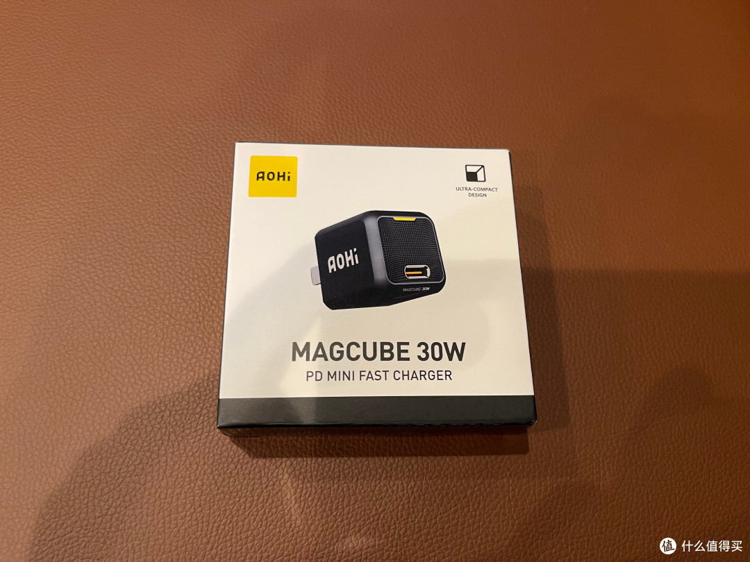 最小身材却拥有六倍能量：AOHI 30W氮化镓PD充电器评测