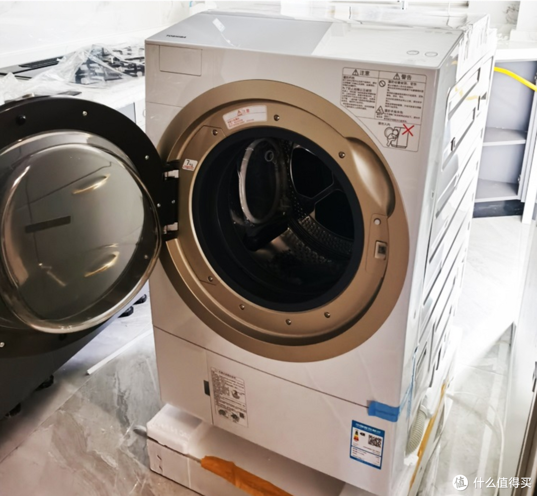 新房换洗衣机，这台就够了：云米洗烘一体机新风速烘EyeBot Face体验