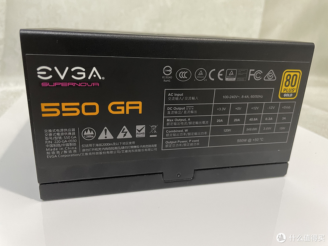 首发评测！战振华海韵！离大谱的EVGA 550GA！