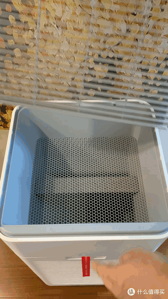 消除过敏源，还你清新空气——352空气净化器Y106