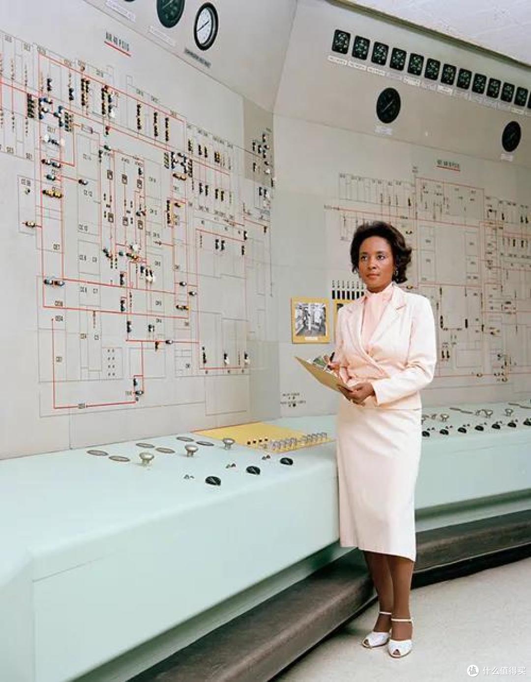 会再次成为套装吗?乐高Ideas作品《计算机前的女科学家们》获得10000票支持!