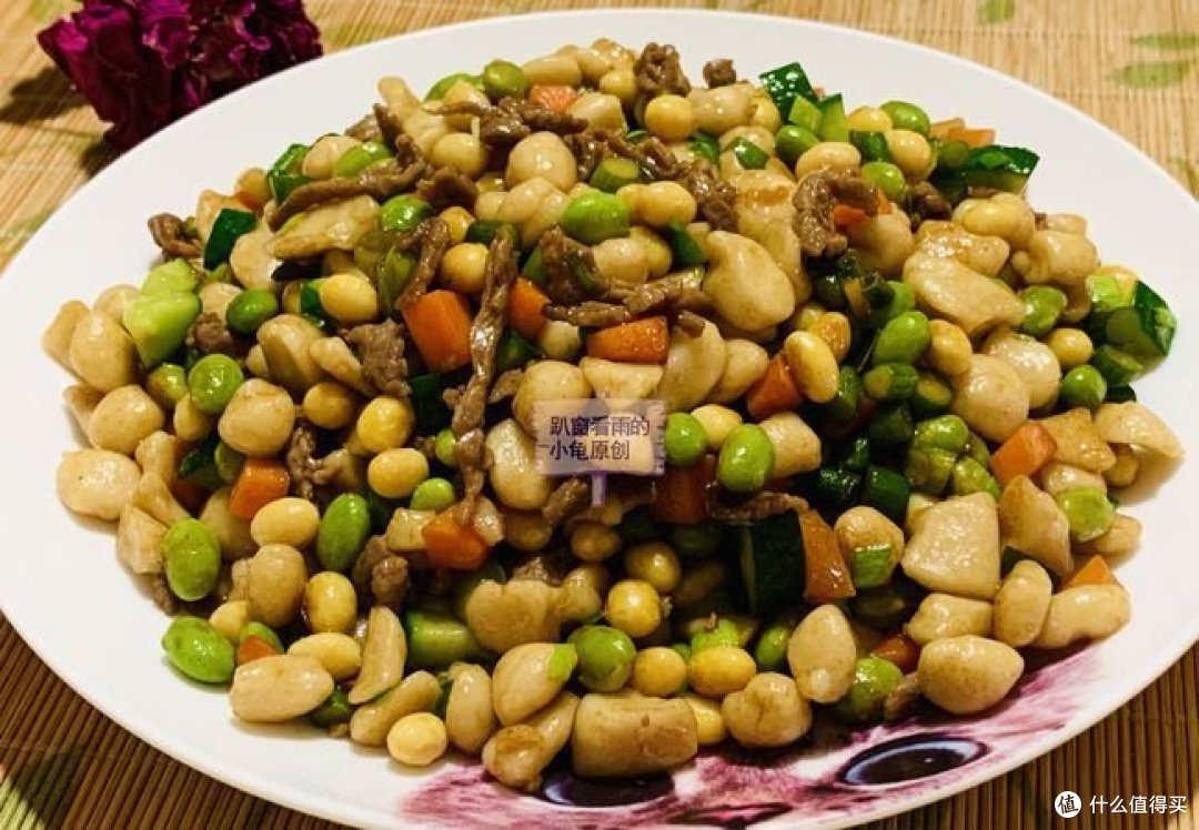 老北京炒疙瘩,配料丰富、口感劲道Q弹,越嚼越好吃,就是这个味