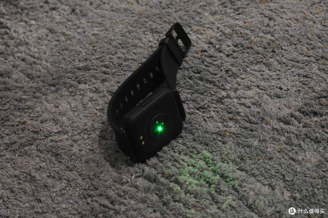 戴上aigo FB01 就要爱国风