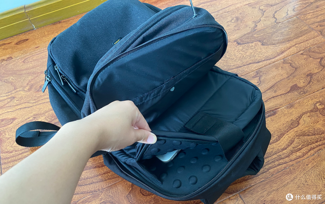 中了地平线的毒,继旅行箱之后又入手全功能电脑背包