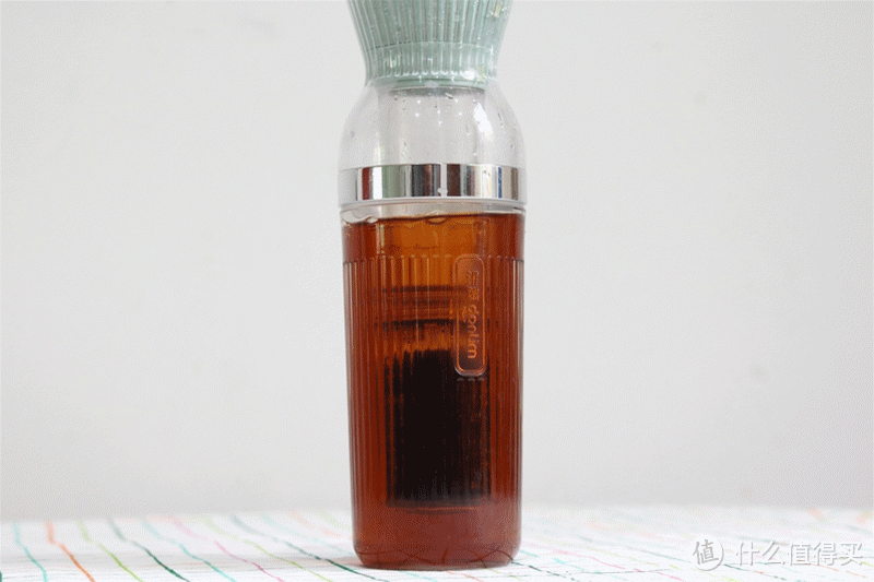 零难度,夏日享受冷萃美味的解锁方式:东菱乐萃杯