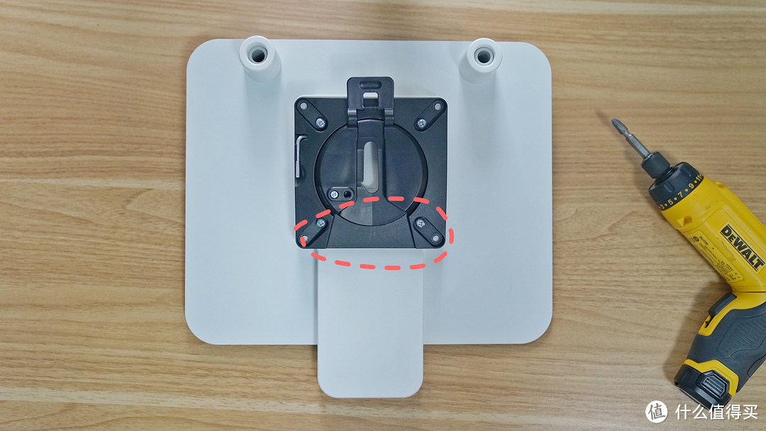 单价两千元的显示器支架到底值不值？半年内我买了两把！