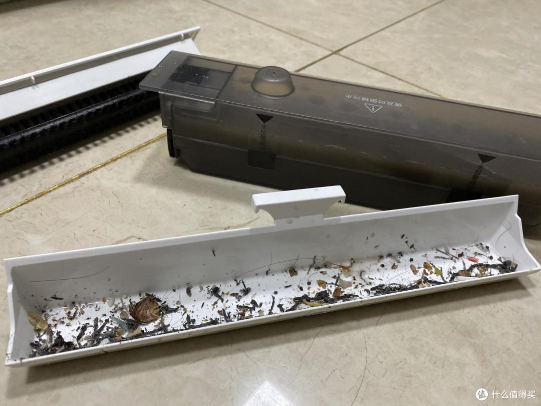 比吸尘器和扫地机器人都好用!滴水洗地机入手体验