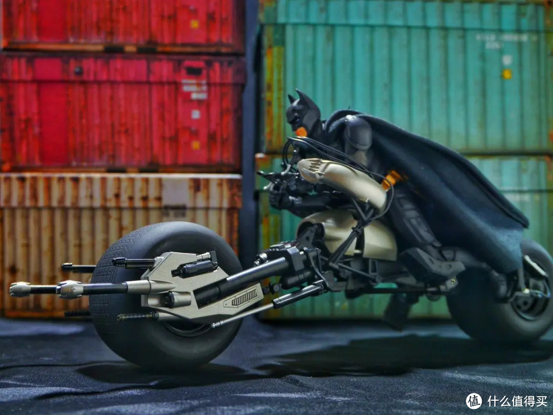 体验一下老爷最帅的蝙蝠摩托 块客积木【虚测评】