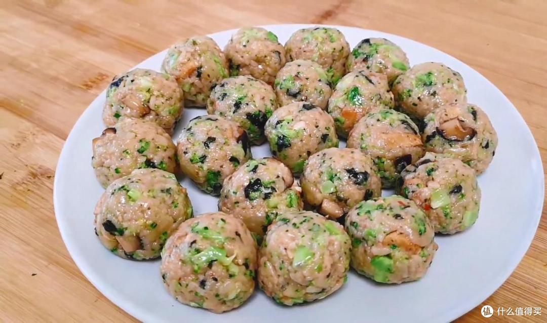 电饭煲香菇鸡肉饭,软糯Q弹