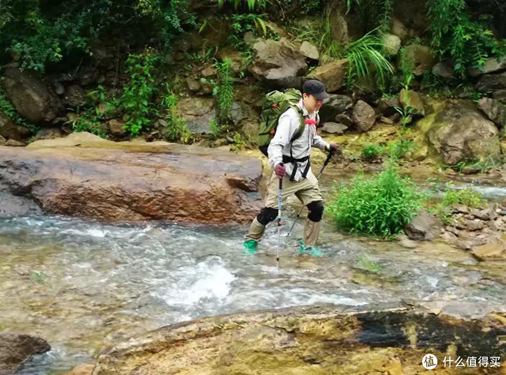 夏季户外溯溪最爽，618期间溯溪鞋好像都有优惠